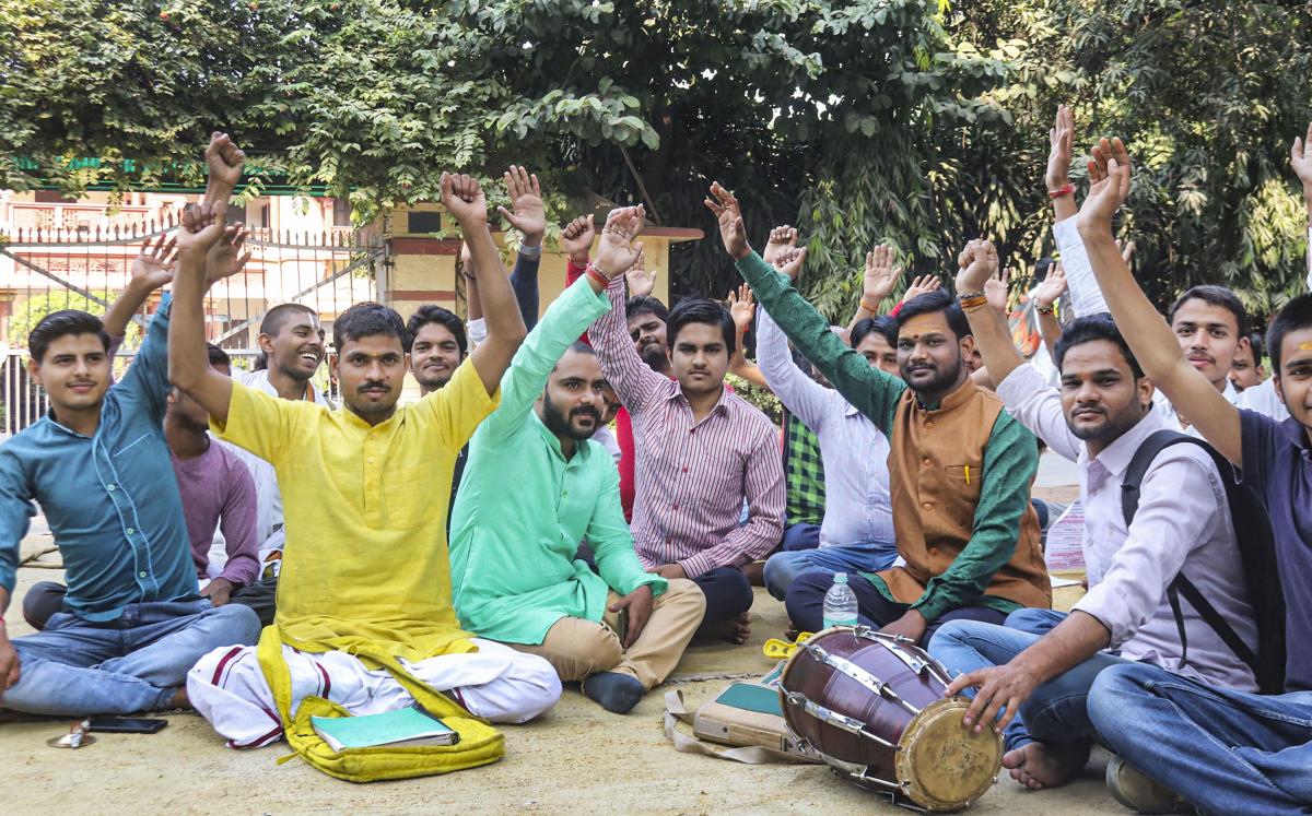 Facing protests in BHU, Firoz Khan leaves Varanasi