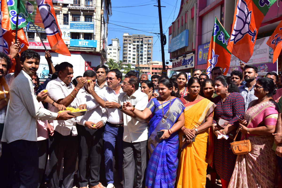 Karnataka bypolls: BJP sweeps by-polls