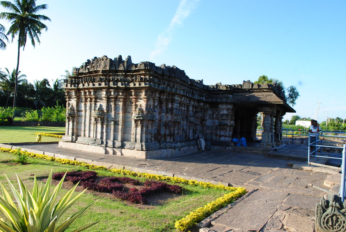 Luminous Lakkundi