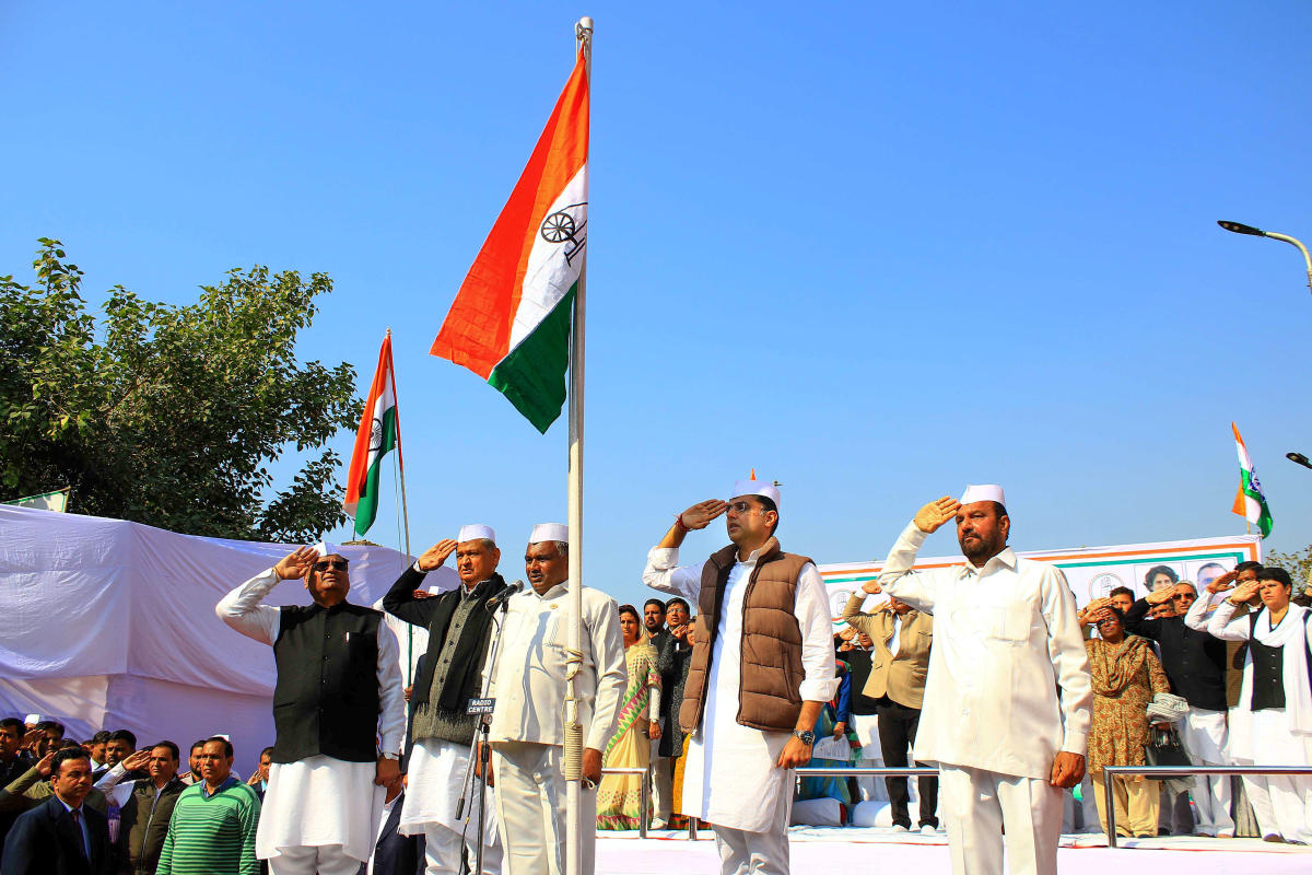 Expelled Cong leaders celebrate party's Foundation Day