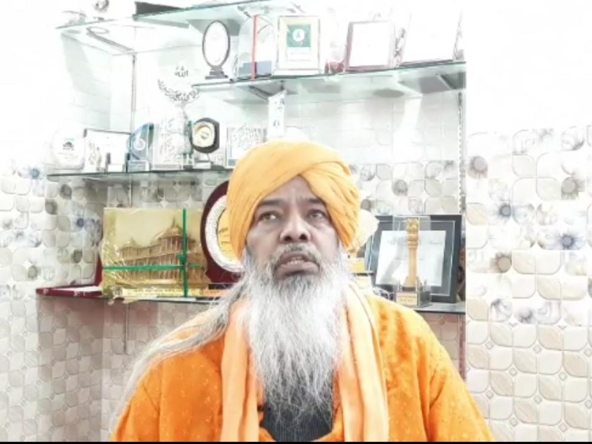 Why wait to take back PoK?: Ajmer Dargah head