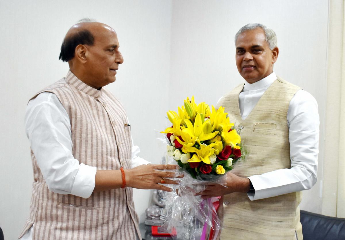 Acharya Devvrat sworn in as the new governor of Gujarat