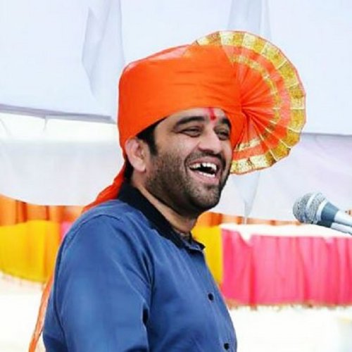 Case registered against MNS leader for threatening Dalit man