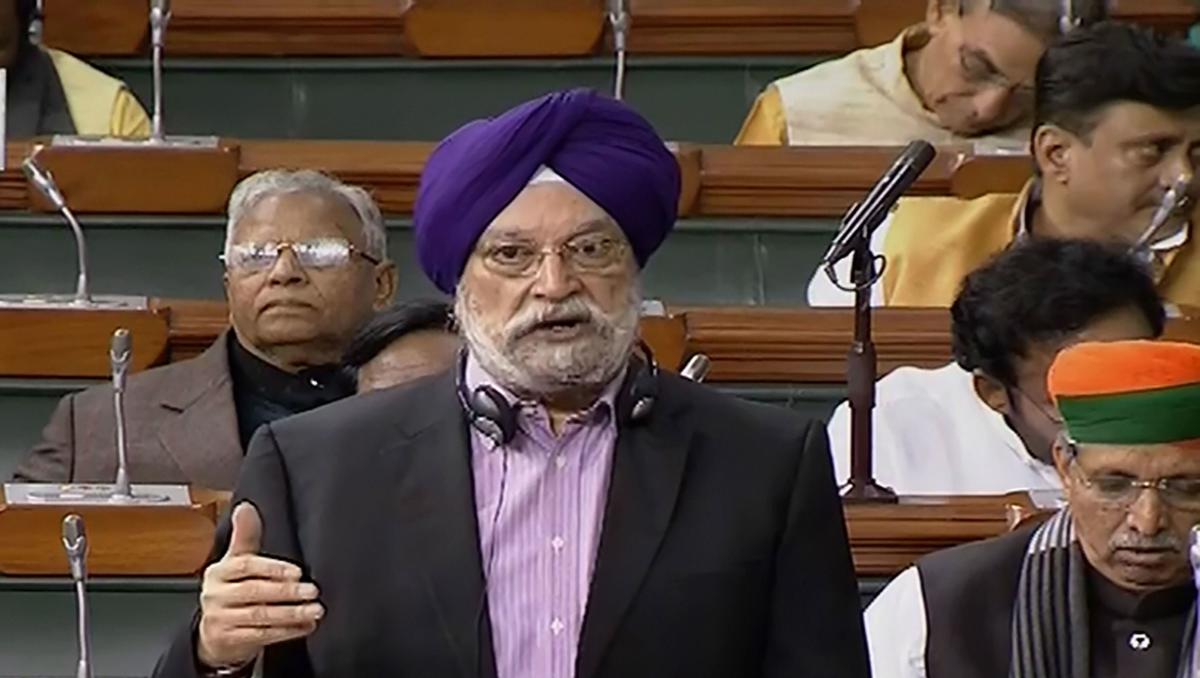 Lok Sabha discusses Bill to give statutory status to aviation regulators