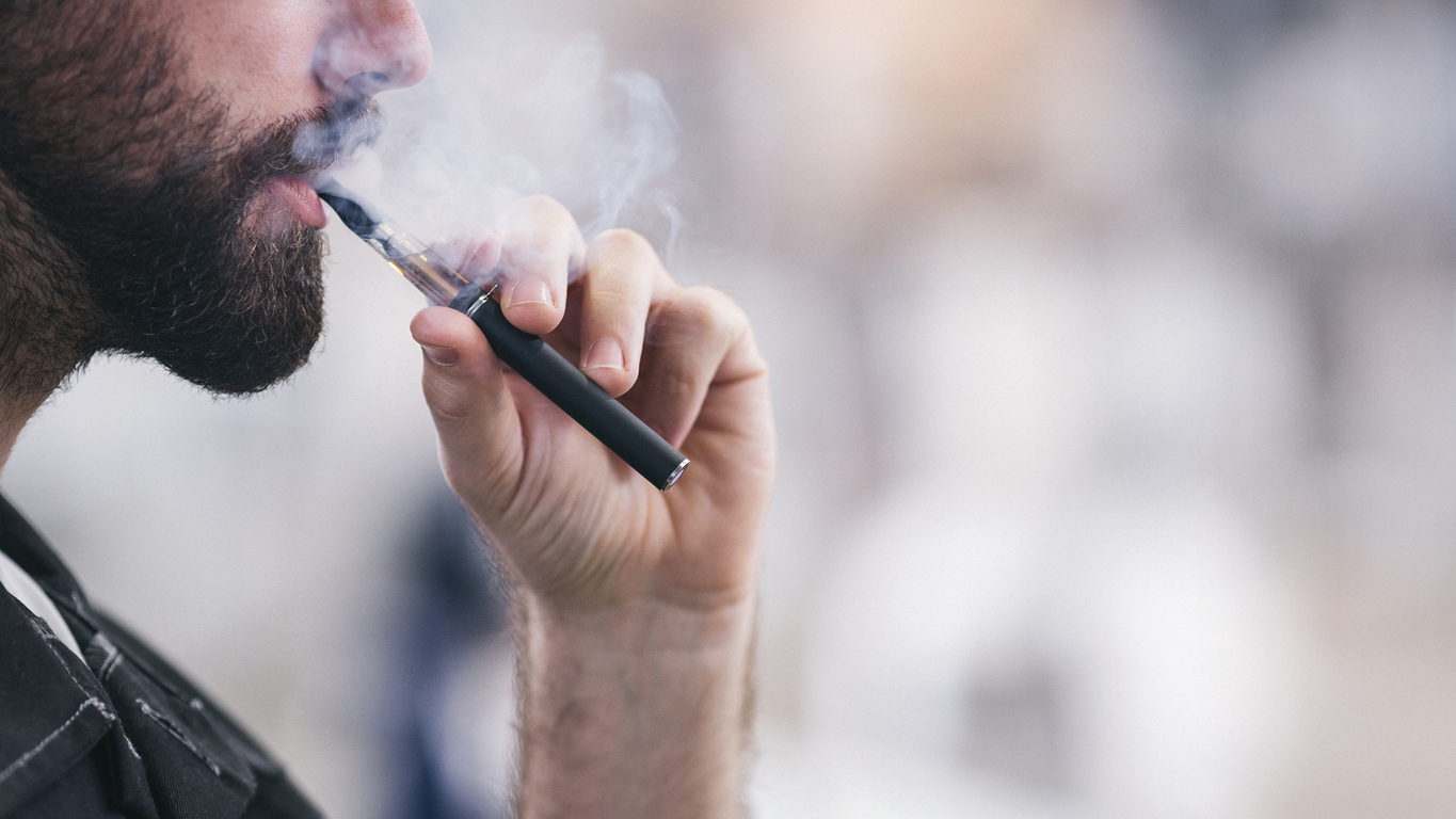 e cigarettes and bladder cancer Study: e-cigarette users with substances linked to in urine Do e-cigarettes give you cancer?