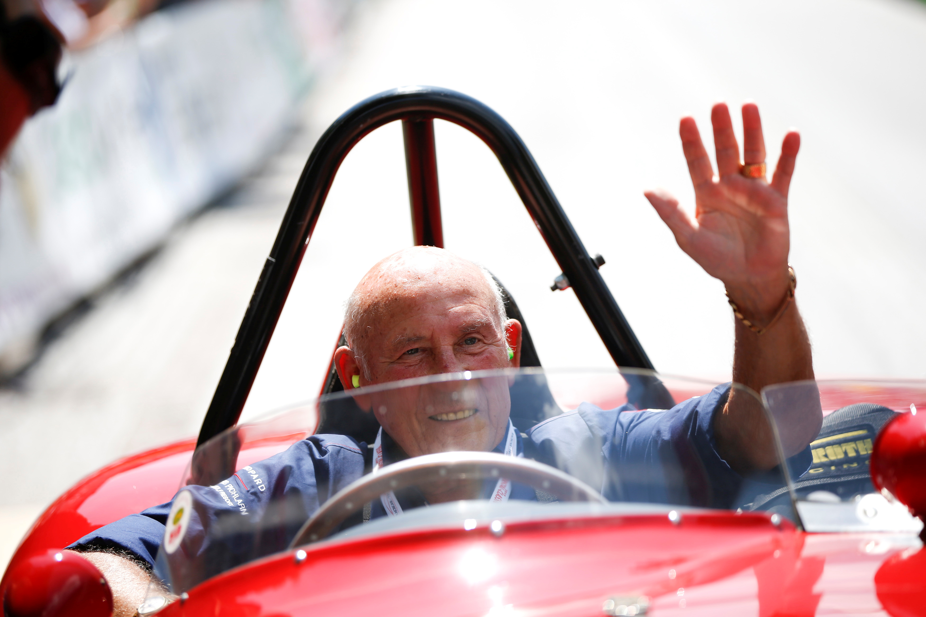Motor racing: British great Stirling Moss dies at 90 after long illness