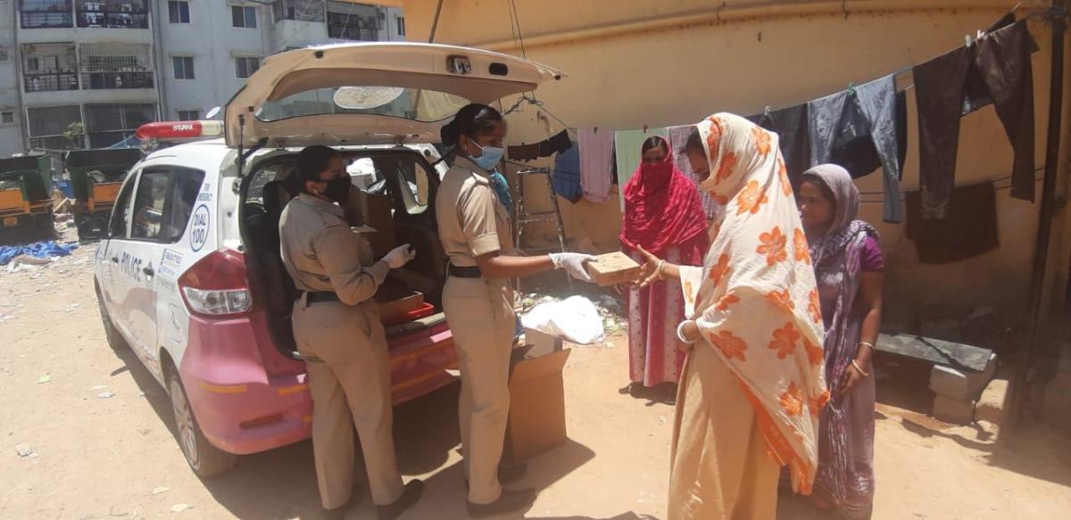 Help hyphenates with hygiene, eco-care: cloth sanitary pads for poor women