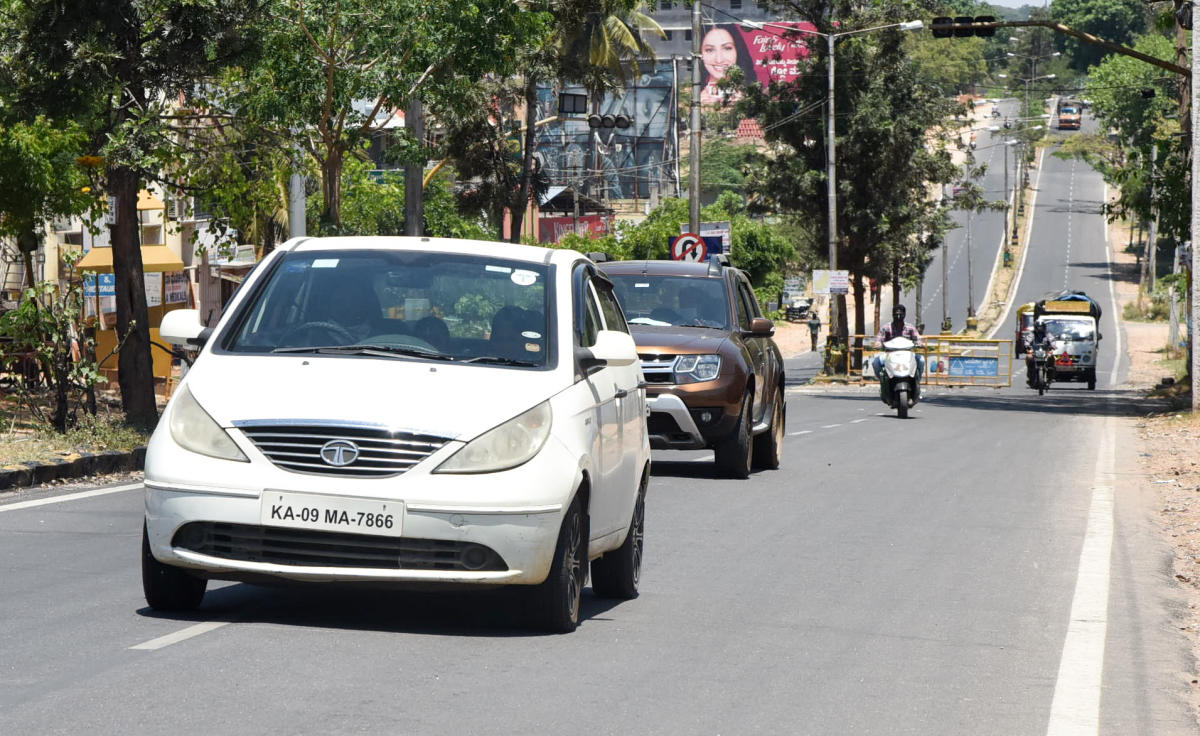 Lockdown violations: police book 135 cases