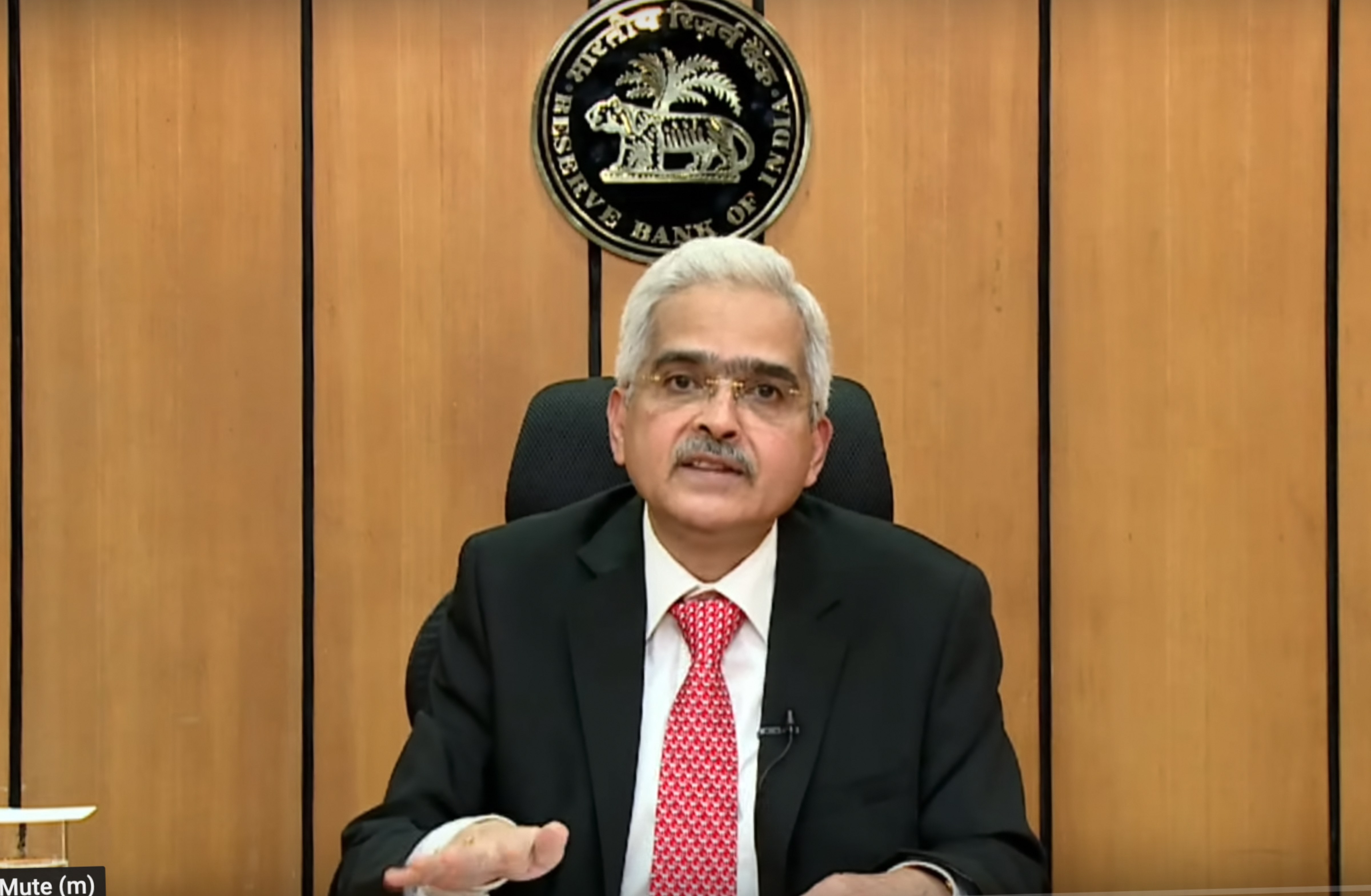 RBI Governor exhorts people to go digital amid coronavirus crisis