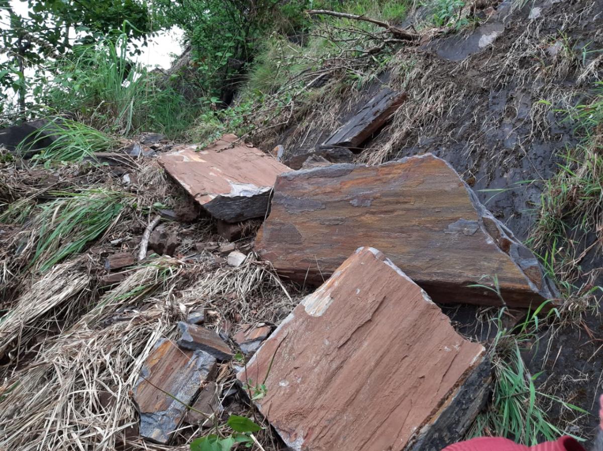 Villagers need not panic over caving in of boulders: Geologist