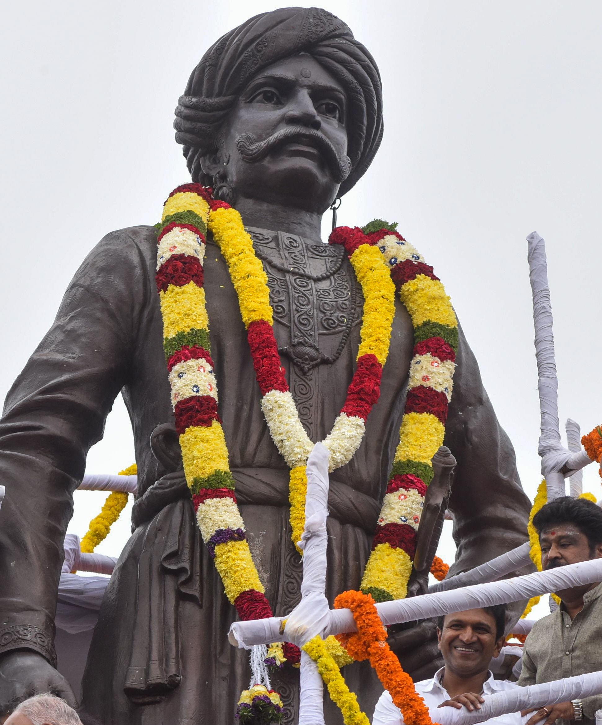 A giant Kempegowda statue that serves nobody’s purpose