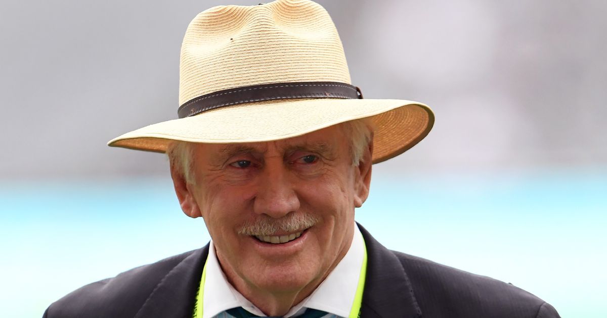 Allow bowlers to ball-tamper, says ex-Australia captain Chappell