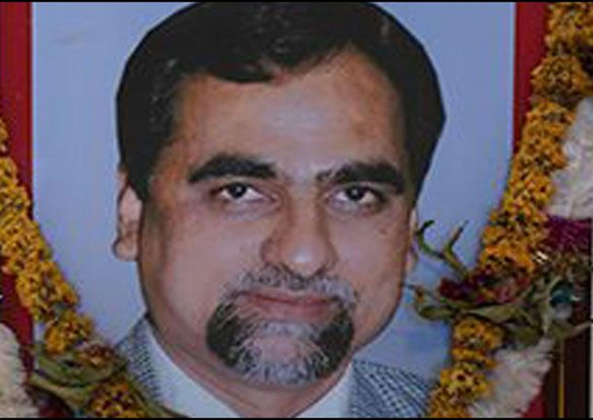 Maha govt open to reinvestigate Loya death case: Min