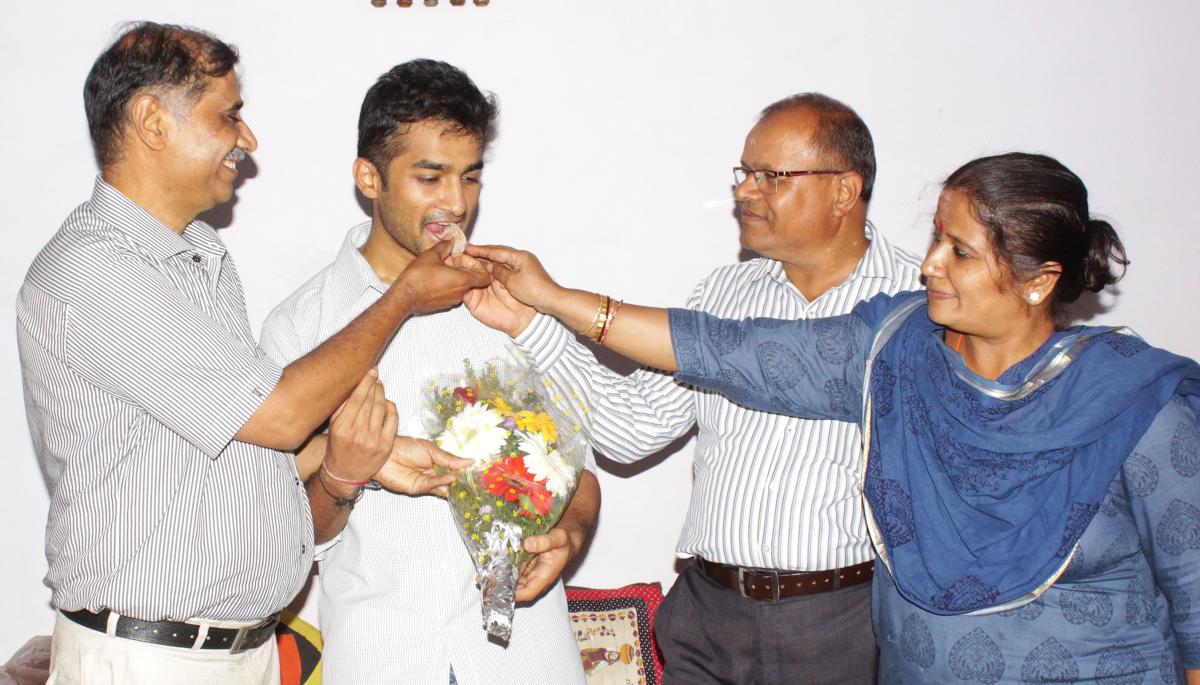 Hubballi boy Rahul bags 17th rank in UPSC exams