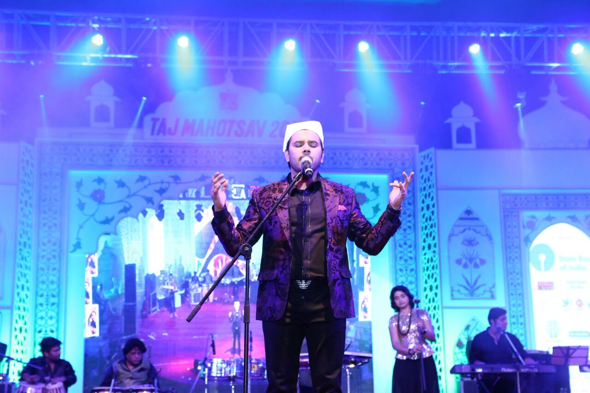 Javed Ali at an earlier edition.  PHOTO: UP TOURISM