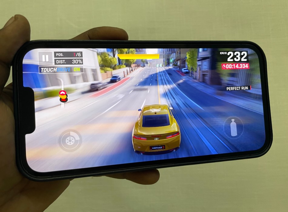 Apple iPhone 13 Pro Max. Credit: DH Photo/KVN Rohit