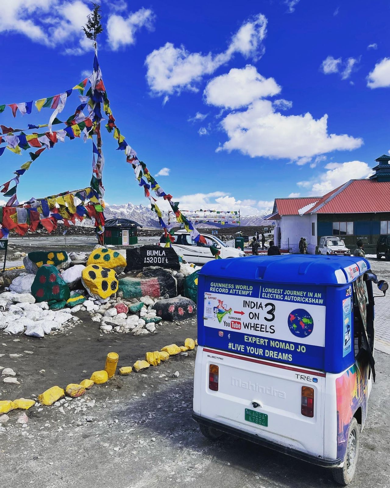 Anand Mahindra commented on Jothi Viknesh’se-rickshaw after it reached the 15,200 ft-high Bumla Pass in Arunachal Pradesh.