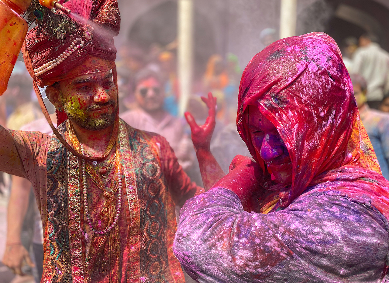 Holi celebration shot on Apple iPhone 11 Pro Max (Picture Credit: Rohit Vohra)