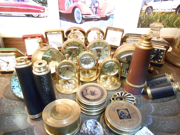 Artefacts in Khazana India.