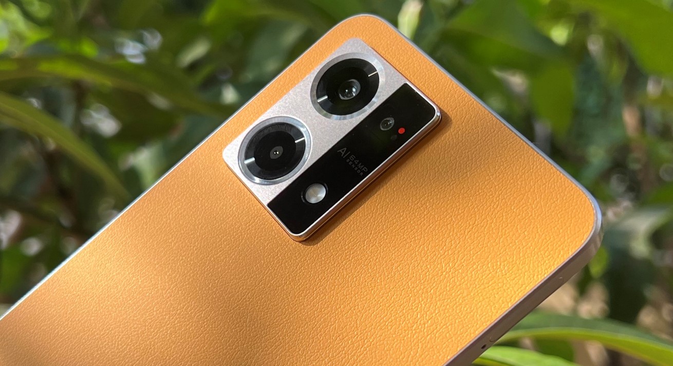 Oppo F21 Pro 4G model. Credit: DH Photo/KVN Rohit