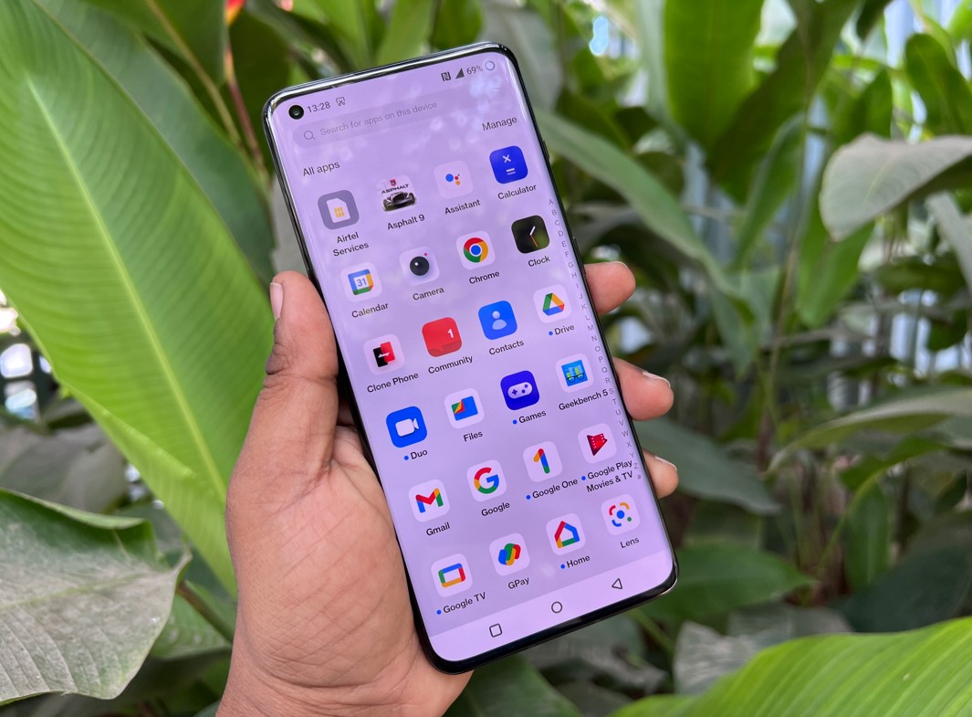 OnePlus 10 Pro. Credit: DH Photo/KVN Rohit