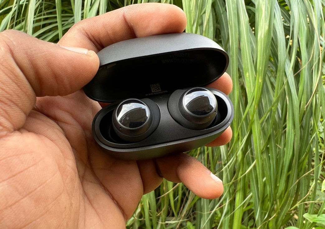 Redmi Buds 3 Lite. Credit: DH Photo/KVN Rohit