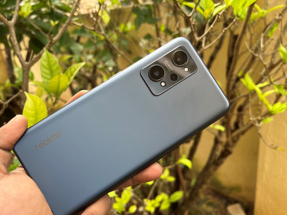 Realme GT Neo 2. Credit: DH Photo/KVN Rohit