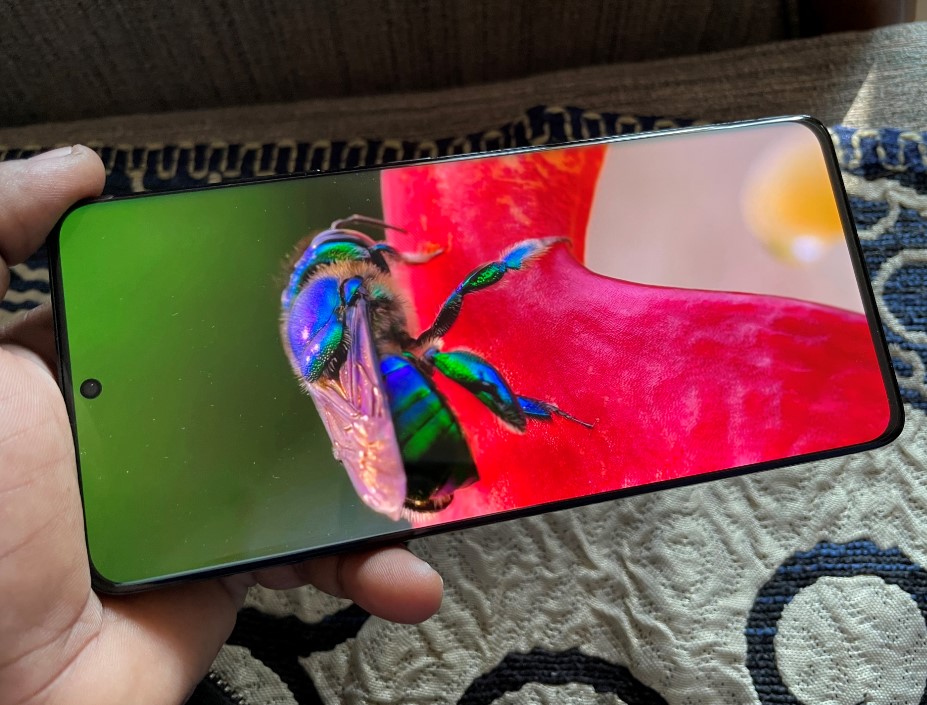 Samsung Galaxy S21 Ultra 5G. Credit: DH Photo/KVN Rohit