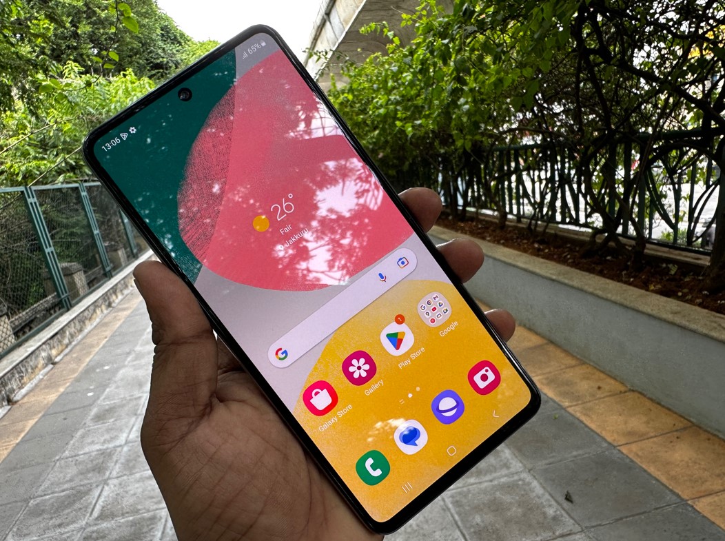 Samsung Galaxy F54 5G. Credit: DH Photo/KVN Rohit