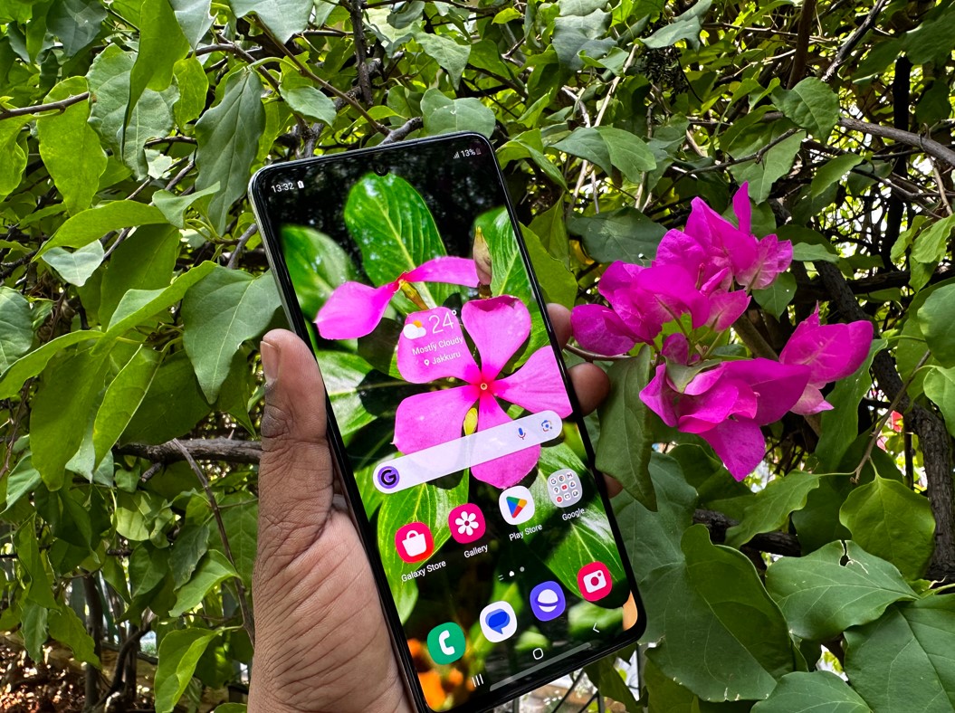 Samsung Galaxy F54 5G. Credit: DH Photo/KVN Rohit