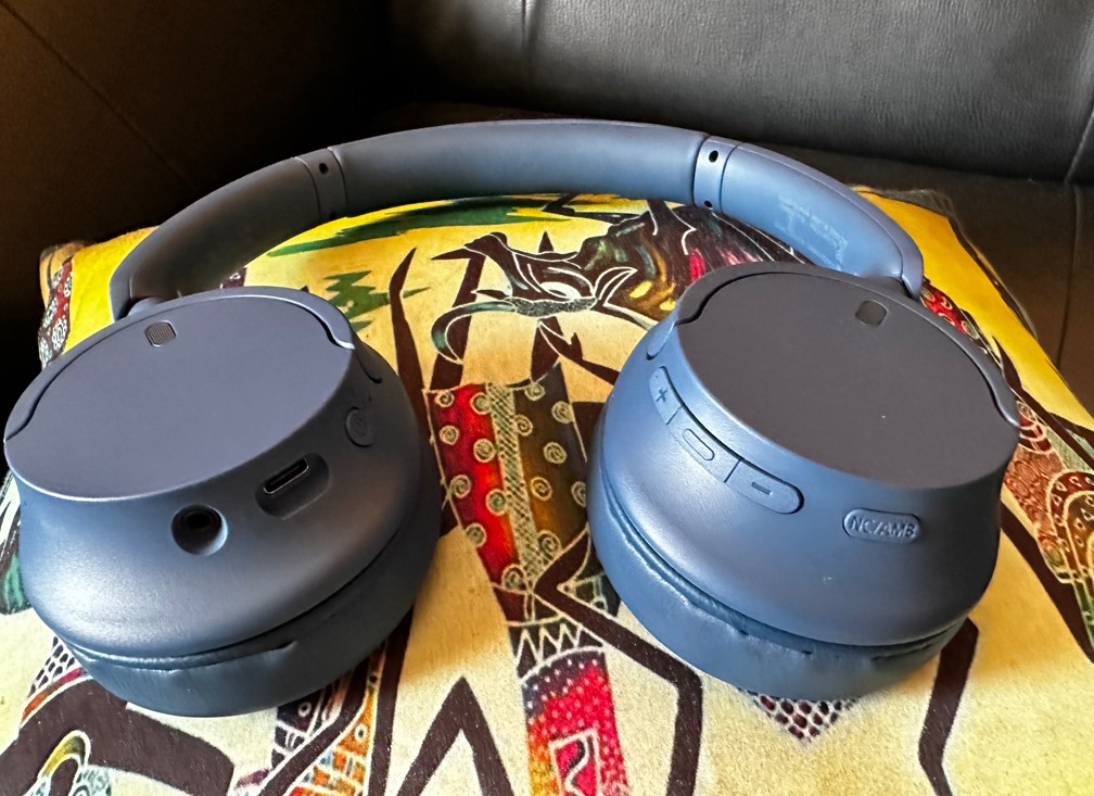 Sony WH-CH720N headphones. Credit: DH Photo/KVN Rohit