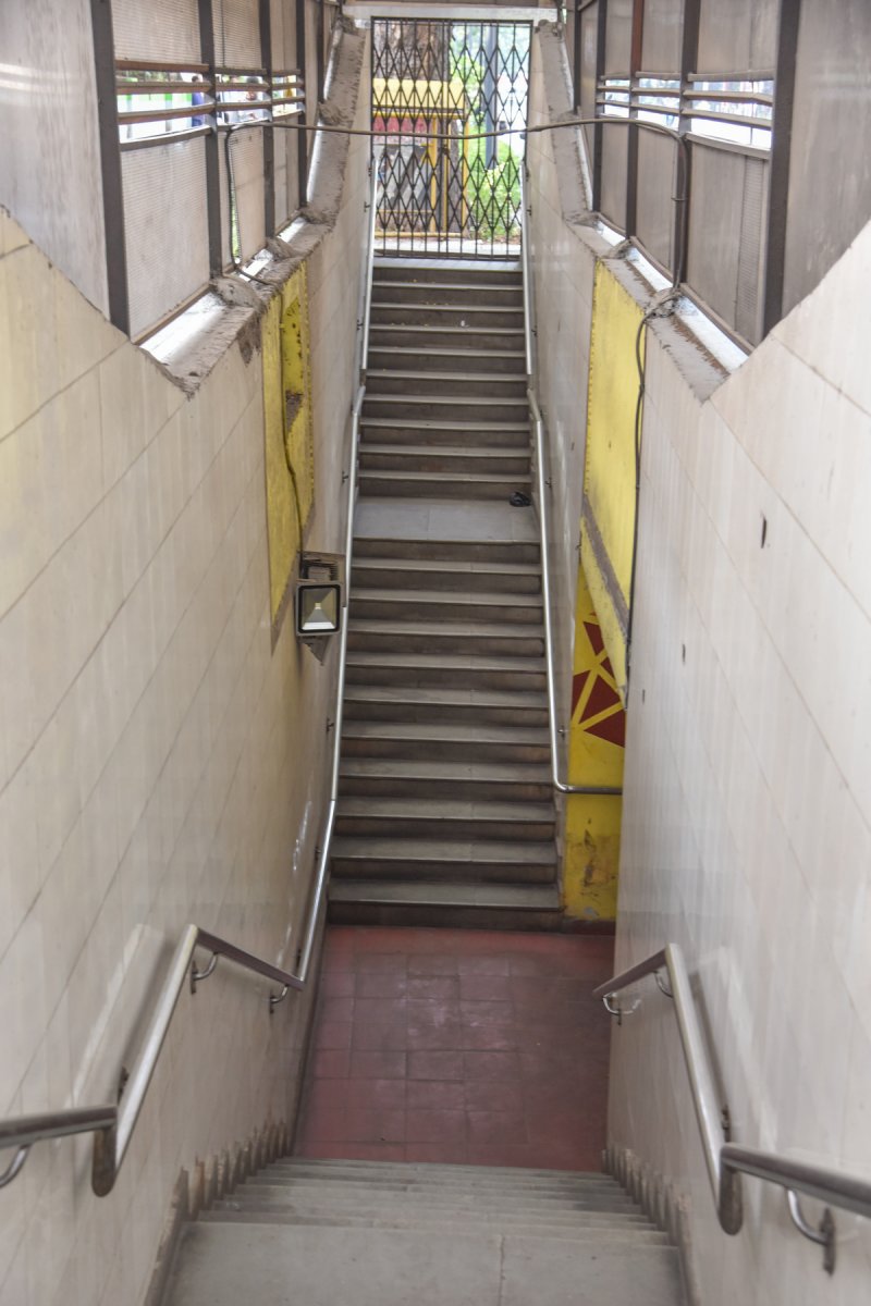 This subway begins at RBI on Nrupathunga Road.