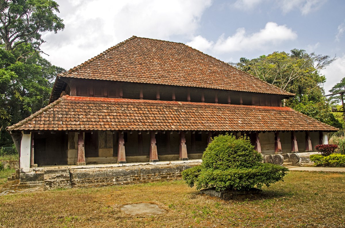 Nalknad Palace