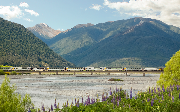 Crossing the Waimakariri river bridge at Bealey