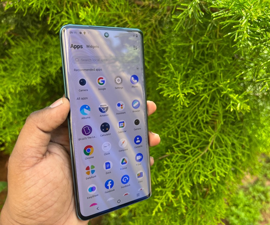 Vivo V23 Pro 5G. Credit: DH Photo/KVN Rohit