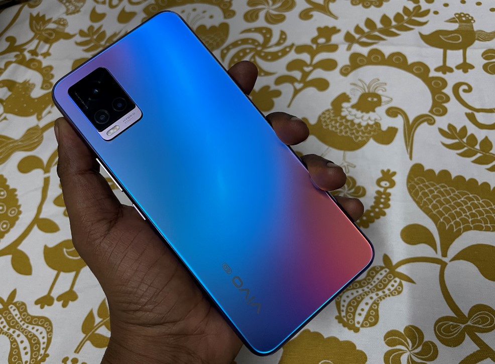 The new Vivo V20 Pro series. Credit: DH Photo/KVN Rohit