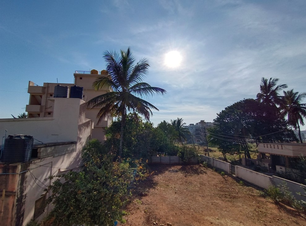 Vivo V23 Pro 5G's camera sample photo with ultra-wide-angle photo mode. Credit: DH Photo/KVN Rohit
