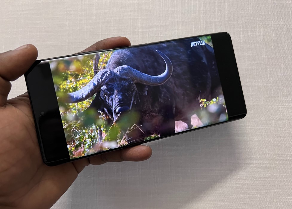 Vivo X70 Pro. Credit: DH Photo/ KVN Rohit