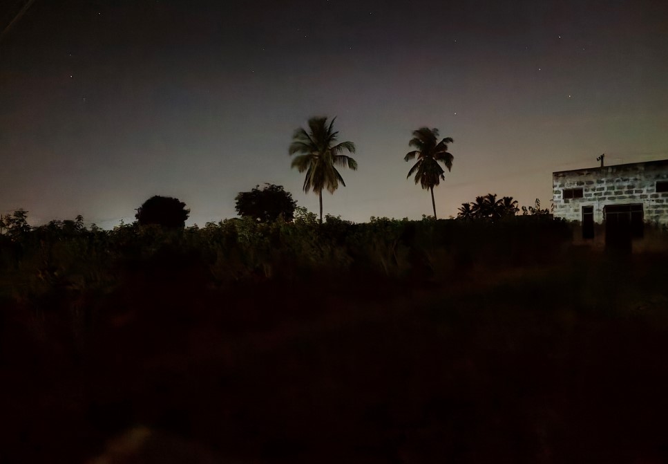 Vivo X80 Pro camera sample with night mode on. Credit: DH Photo/KVN Rohit