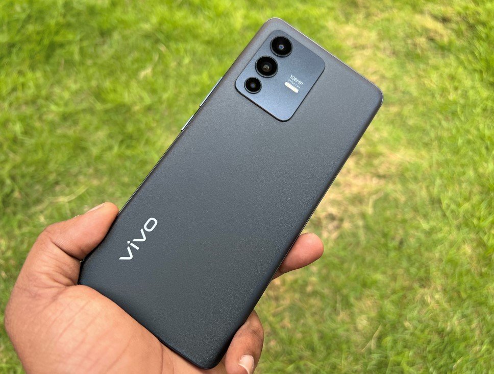 Vivo V23 Pro 5G. Credit: DH Photo/KVN Rohit