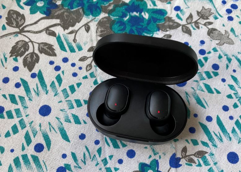 Xiaomi Redmi Earbuds S. Credit: DH Photo/KVN Rohit