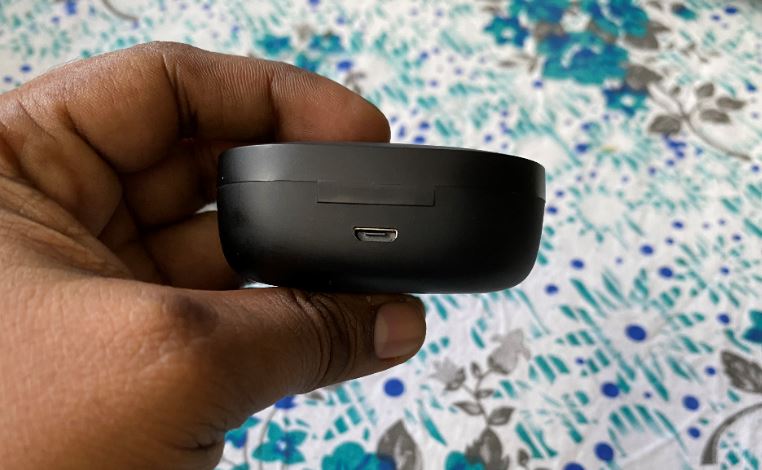 Xiaomi Redmi Earbuds S. Credit: DH Photo/KVN Rohit