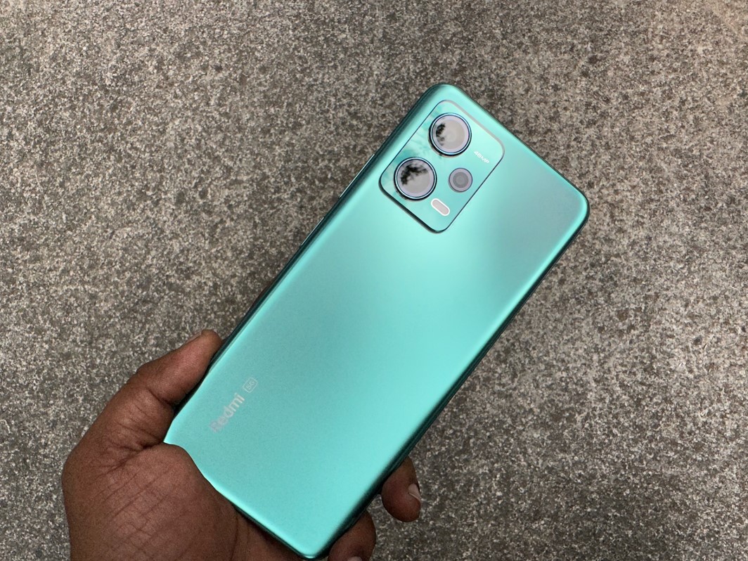 Redmi Note 12 5G. Credit: DH Photo/KVN Rohit