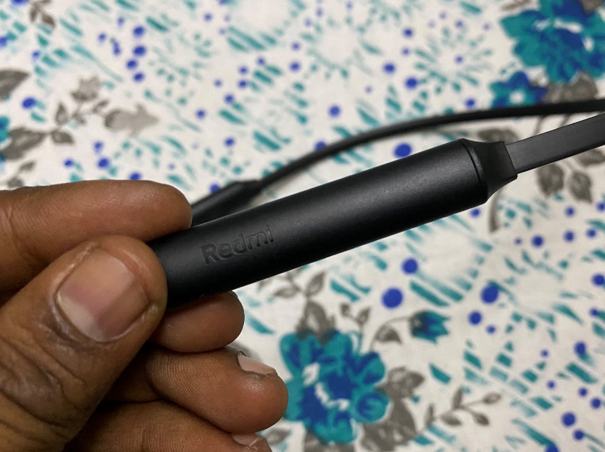 Xiaomi Redmi SonicBass Wireless Earphones. Credit: DH Photo/KVN Rohit