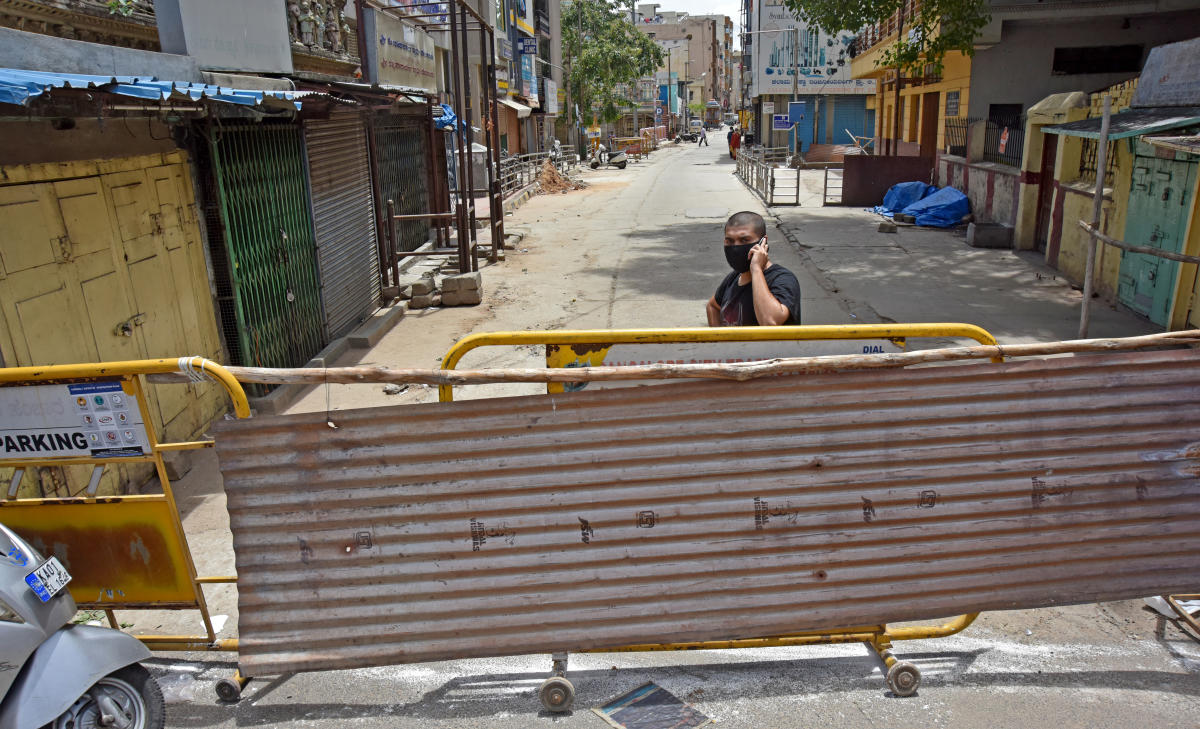 Coronavirus Lockdown: Karnataka government allows buses, autos during night curfew