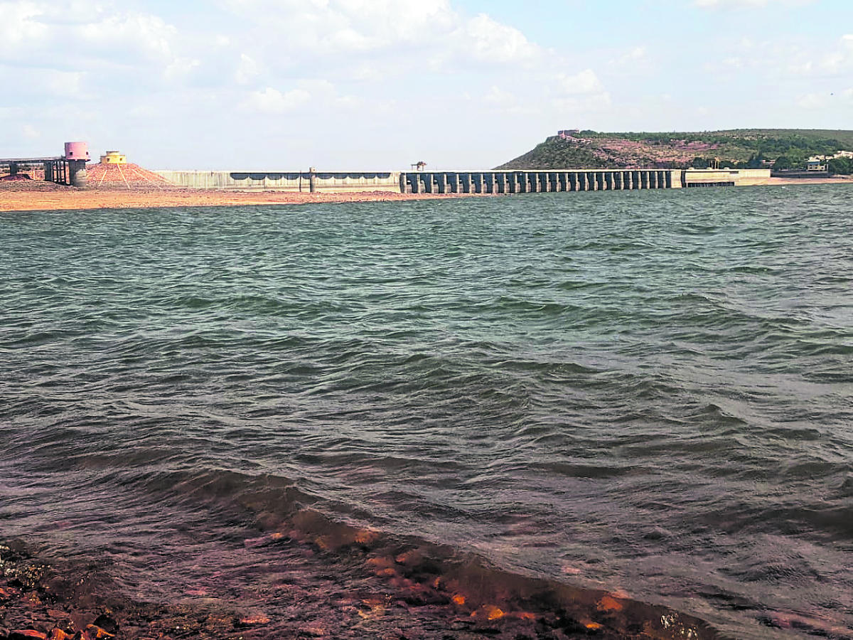 Almatti gets first inflows of season, 12.7k cusecs flows into dam