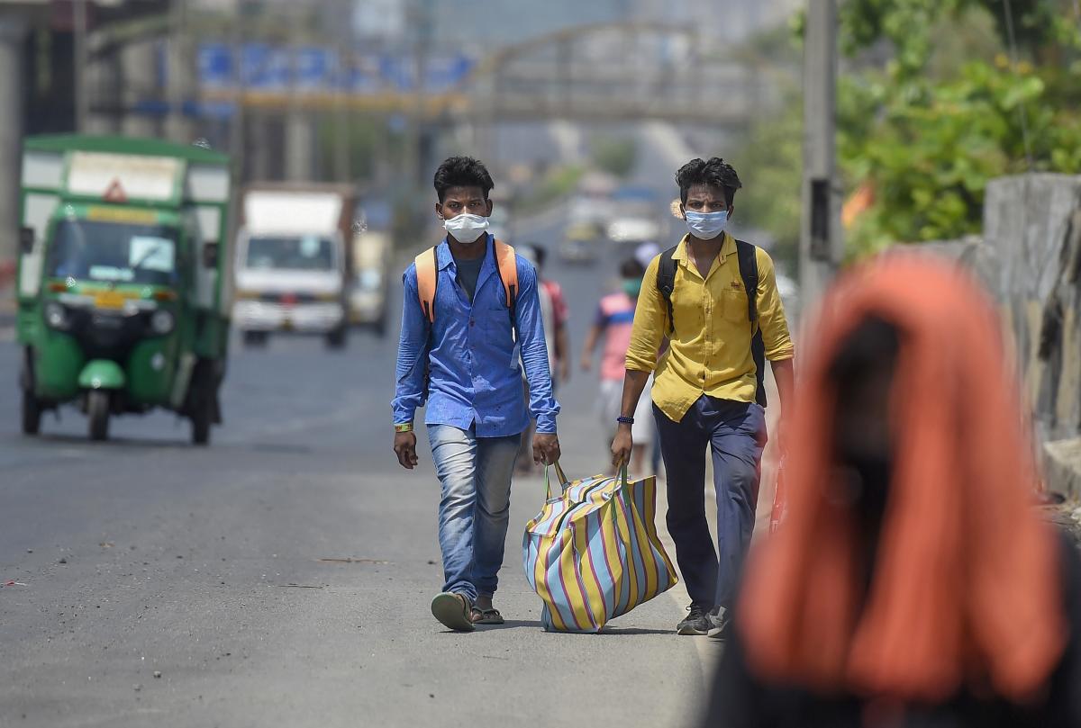 NALSAR alumni-students join hands to rescue stranded migrant workers