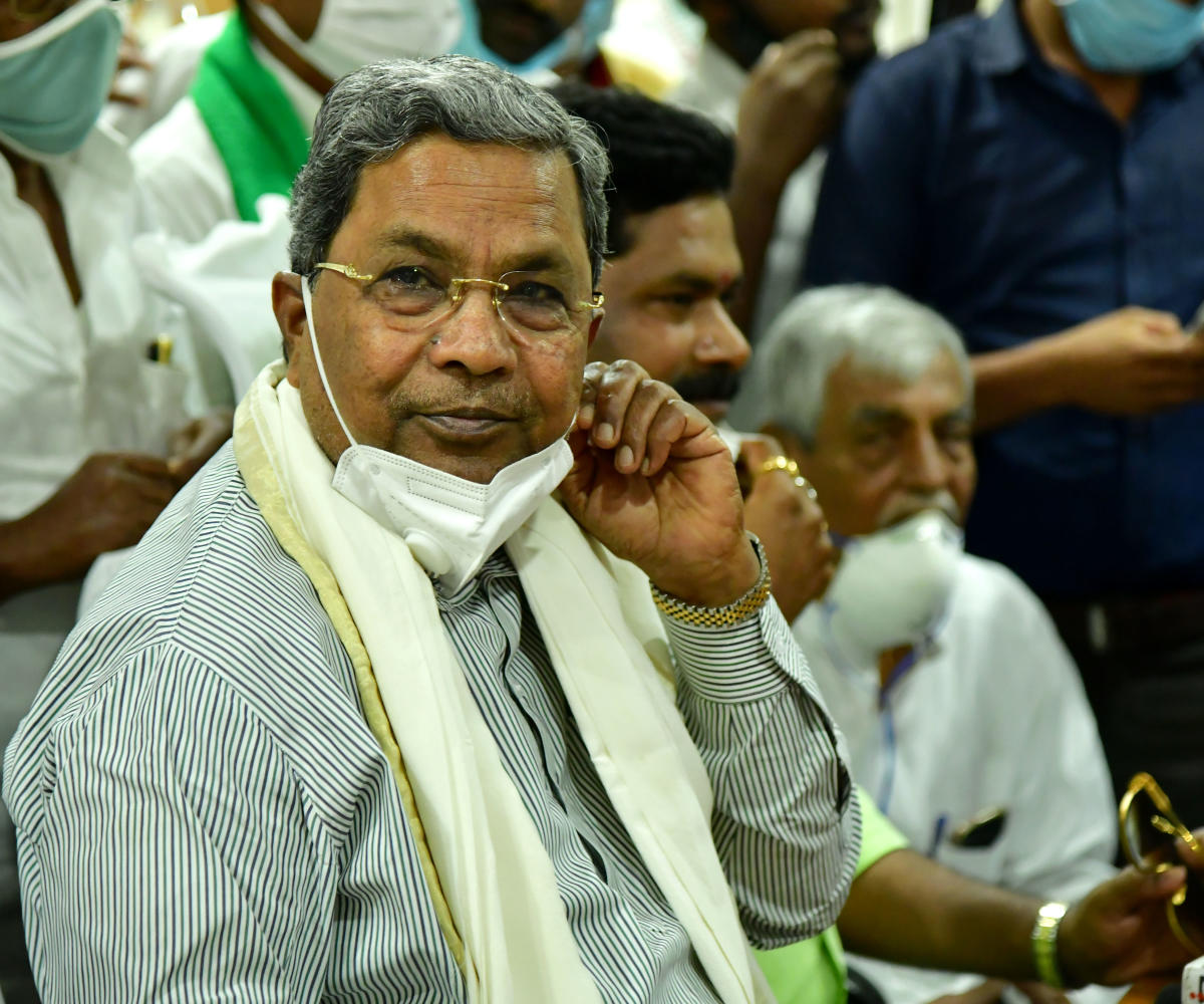 Covid-19: Siddaramaiah alleges Rs 3,300 cr irregularities