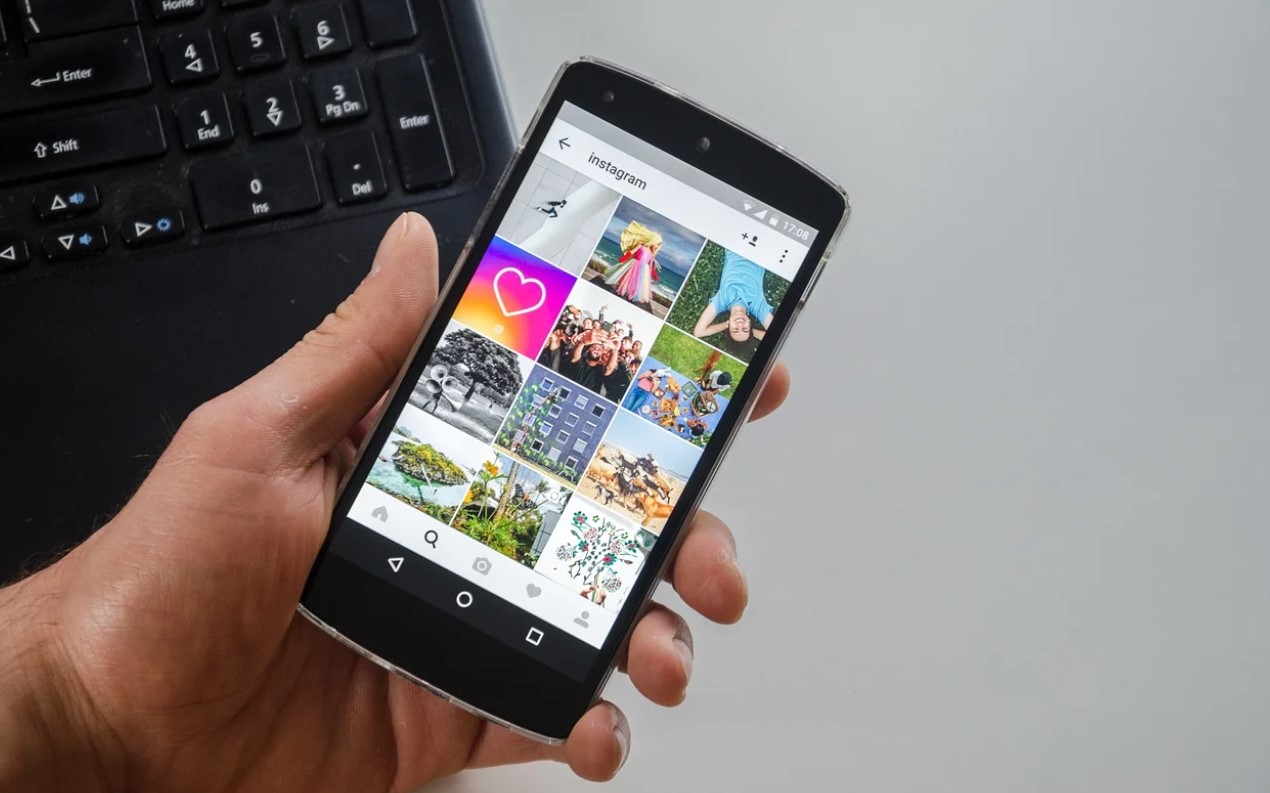 Instagram app.