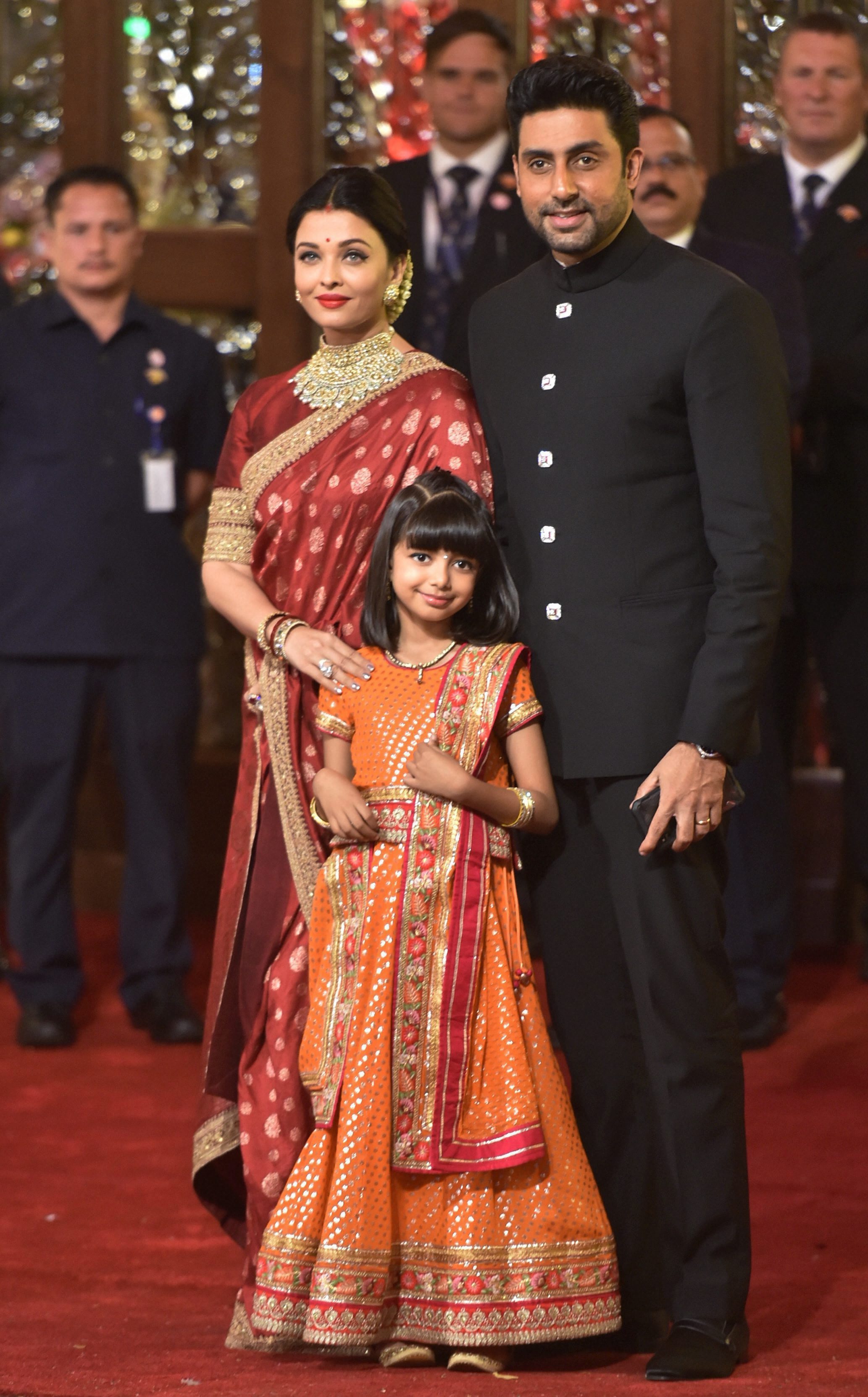 Aishwarya Rai Bachchan, daughter Aaradhya test positive for coronavirus, image size:2066x3324